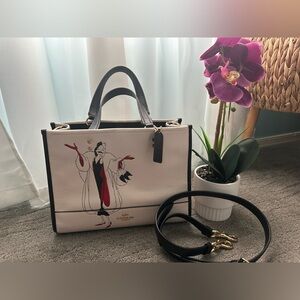 COACH Disney X Coach Dempsey Carryall With Cruella Motif CC946